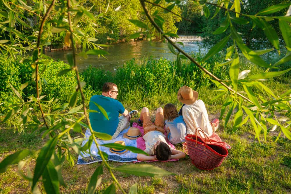 Un après-midi au bord de l'eau à la Guingette Pictave