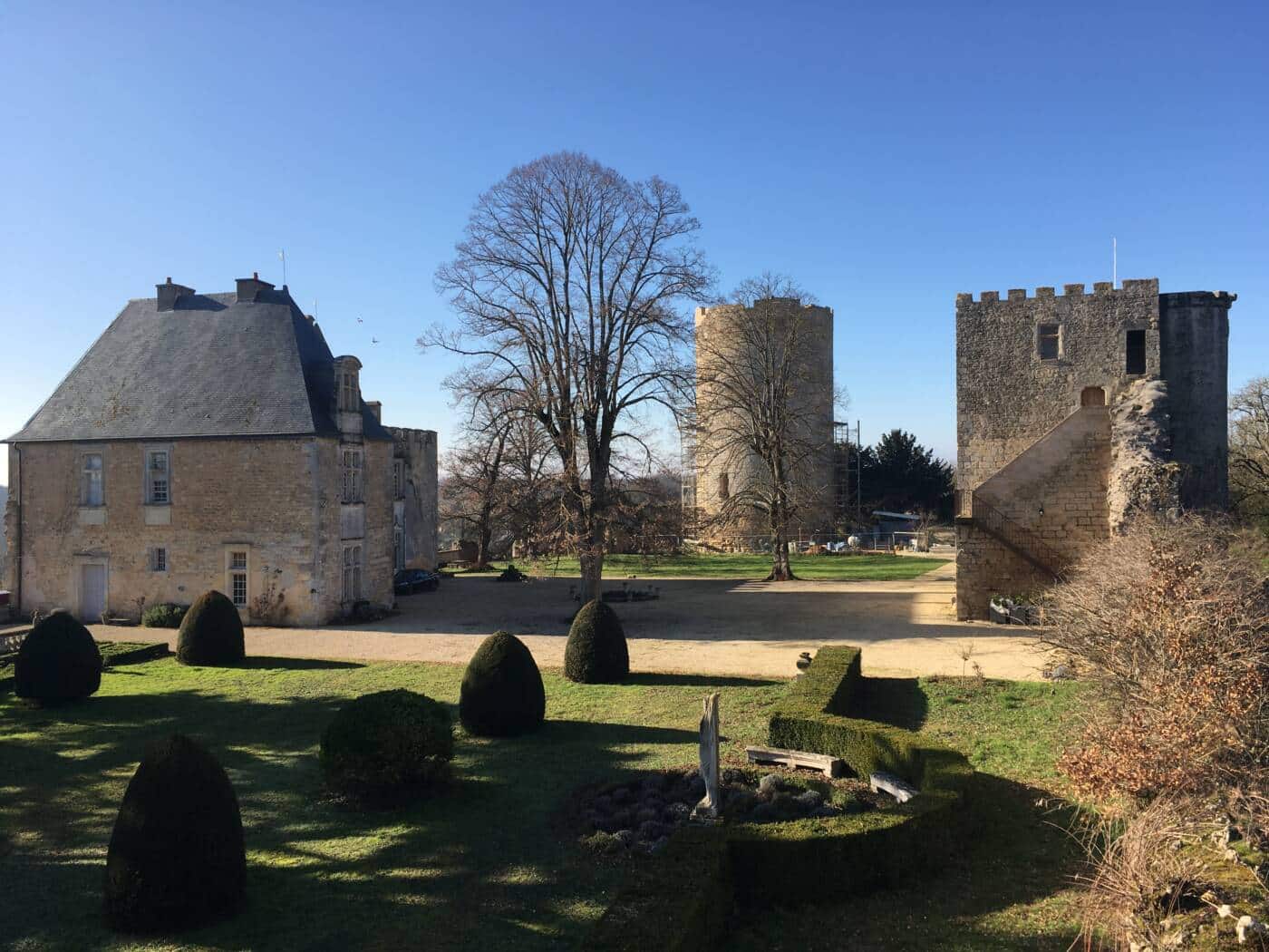 Chateau Montreuil-Bonnin